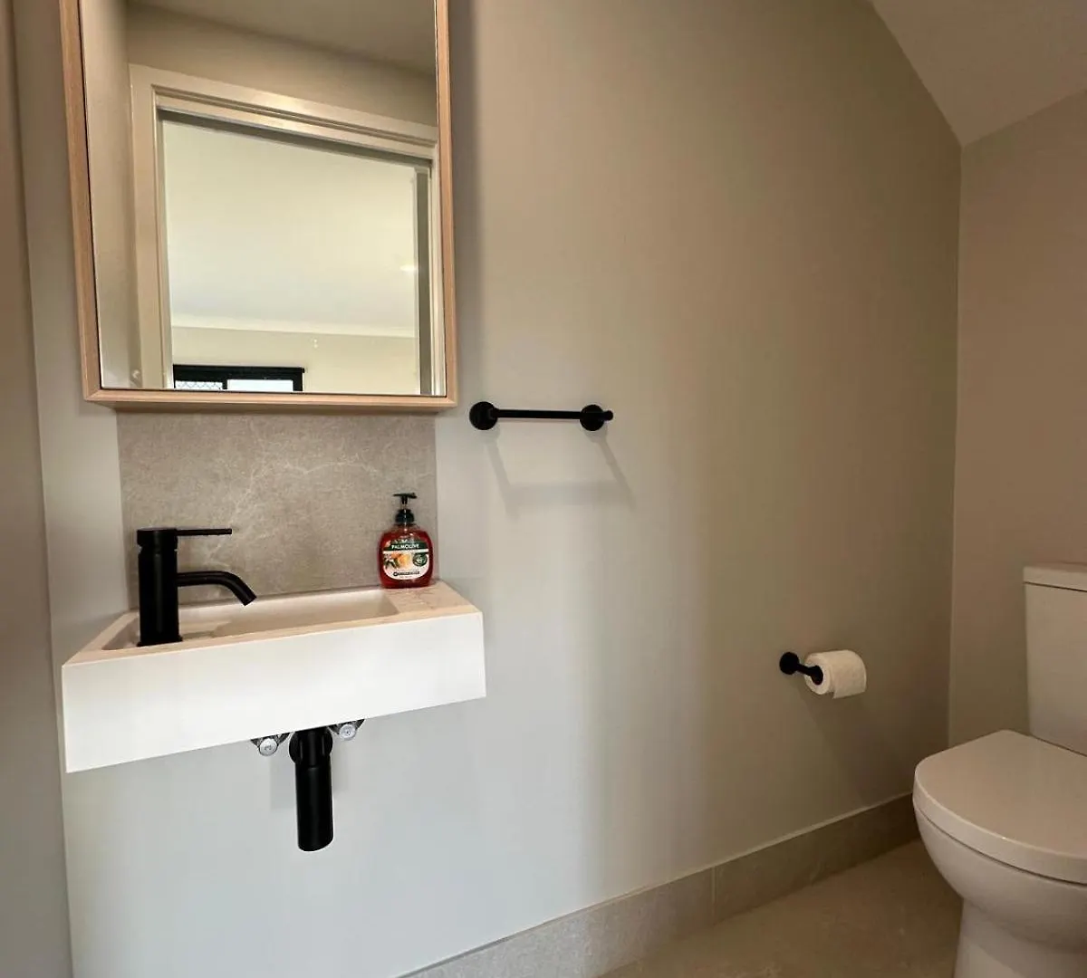 Brand-New Entire Terrace Home Wacol